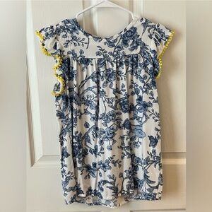 Women’s Makenzie & James size small short sleeve floral top